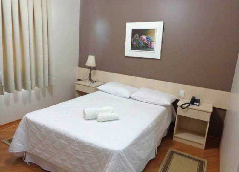 Hotel Abib Irati  Buitenkant foto