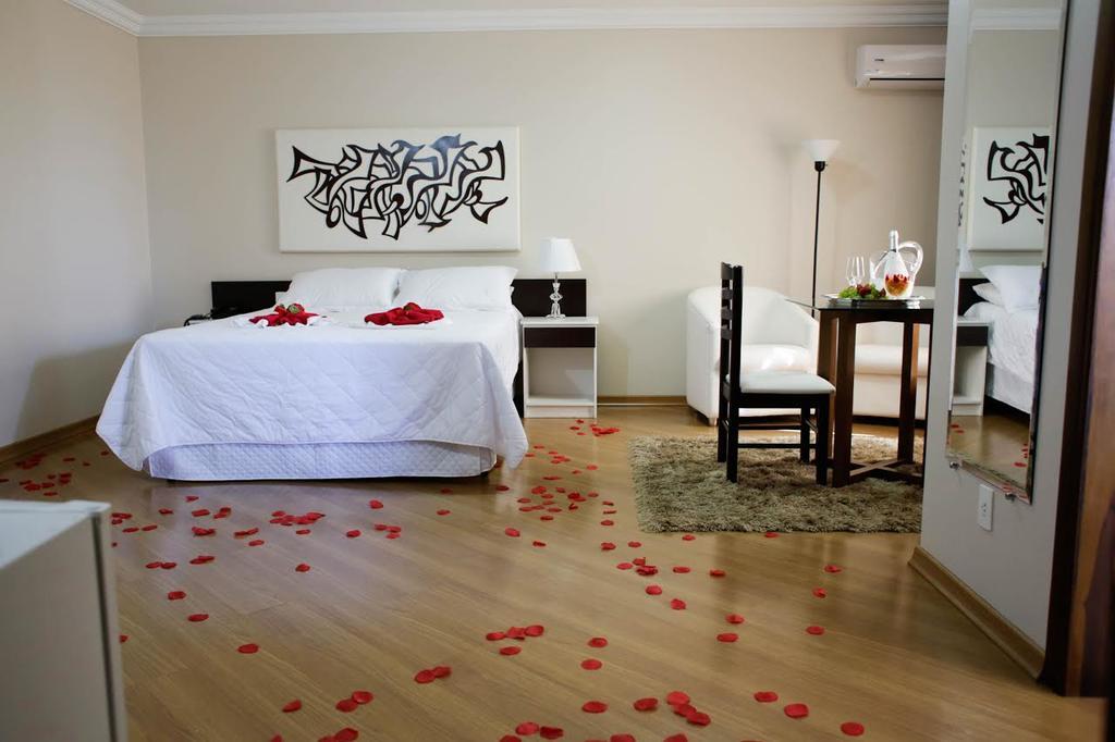 Hotel Abib Irati  Buitenkant foto